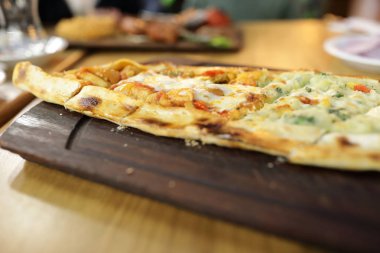 Sebzeli Pide Tabağı