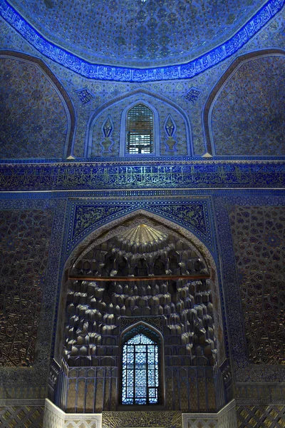 Zicht op Guri Amir interieur mausoleum — Stockfoto
