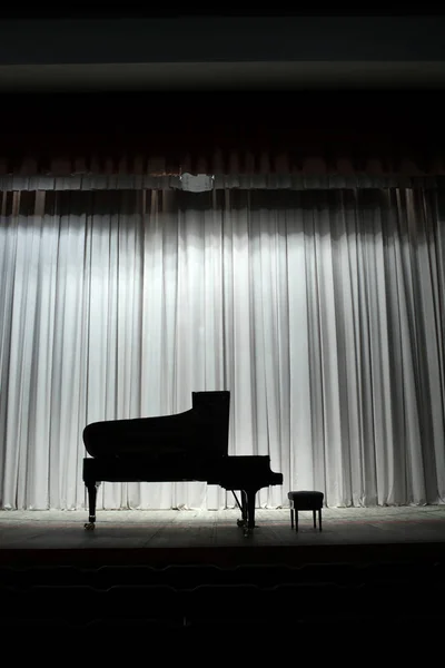 View of Concert Grand Piano — Stock Photo, Image