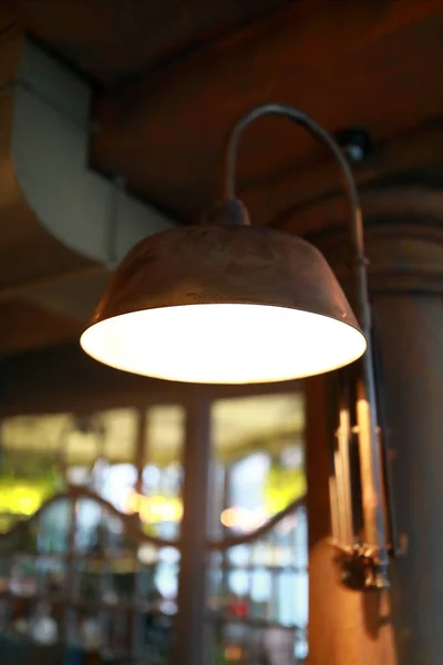 Vintage lamp in restaurant — Stockfoto