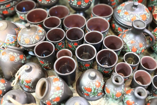 Cerâmica no mercado — Fotografia de Stock
