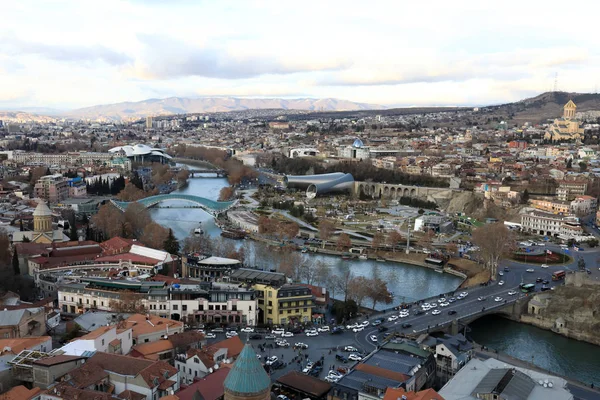 Landskapet i tbilisi staden — Stockfoto