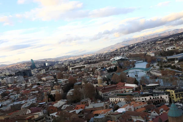 Skyline of Tbilisi from hill — Stockfoto