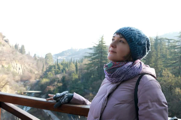 Woman in botanical garden of Tbilisi — 스톡 사진