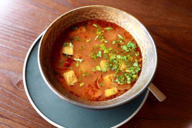 Lokantada kasede koyun eti çorbası