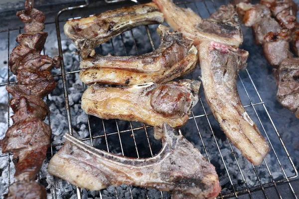 Bakken Van Diverse Vlees Grill Kaukasus Rusland — Stockfoto