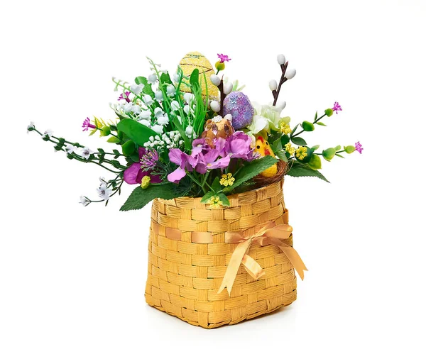 Easter Basket Flower Arrangement White Background — Stock Photo, Image