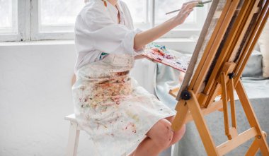 onun Studio kadın ressam 