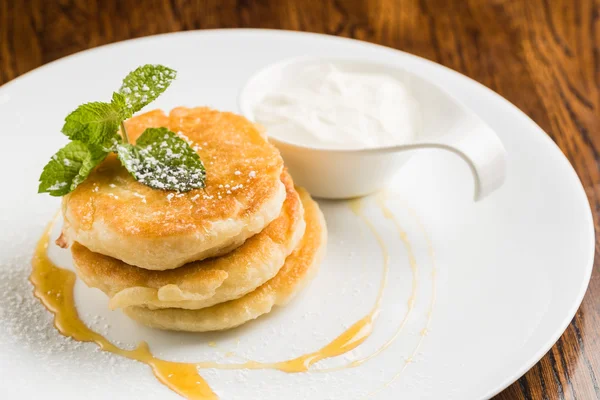 Colazione di frittelle di formaggio — Foto Stock