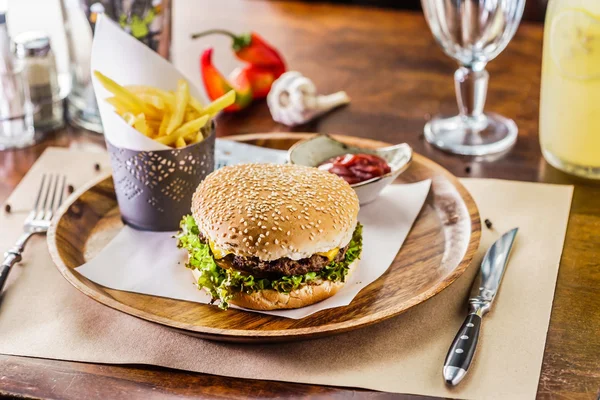 Burger with french fries — Stock Photo, Image