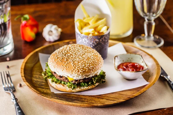 Burger with french fries — Stock Photo, Image