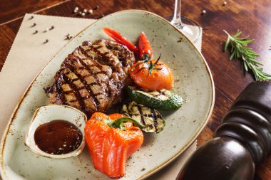 sebzeler lezzetli biftek