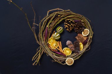 Noel dekorasyon çelenk