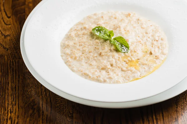 Porridge di avena semplice — Foto Stock