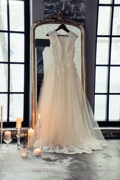 Vestido de novia blanco — Foto de Stock