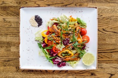 Taze Japon salatası