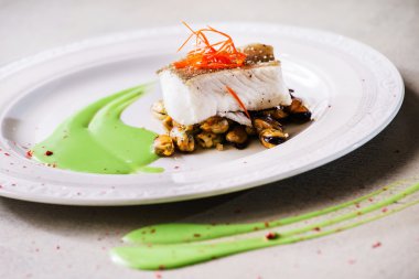 Lezzetli kızarmış balık biftek