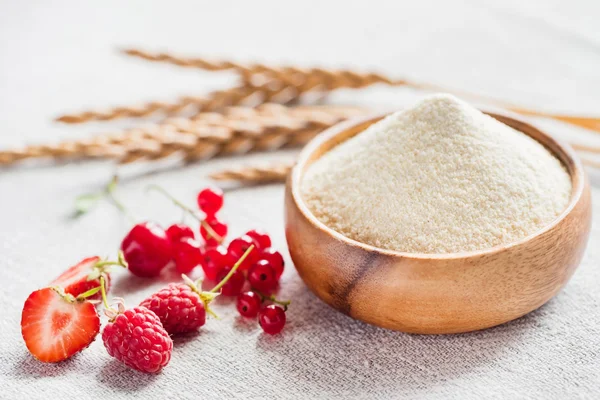 Raw unprepared semolina — Stock Photo, Image