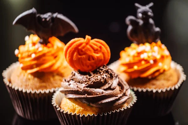 Вкусные Хэллоуинские десерты — стоковое фото