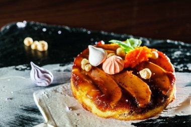 tarte tatin ile armut