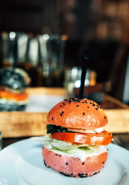 Healthy homemade vegan burger — Stock Photo, Image