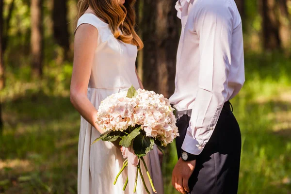 Zarif yeni evli çift