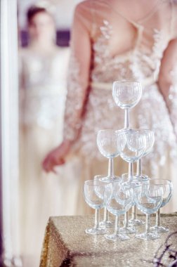 Gözlüklü güzel gelin