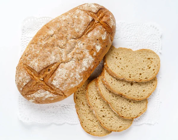 Zelfgemaakte volkoren brood — Stockfoto