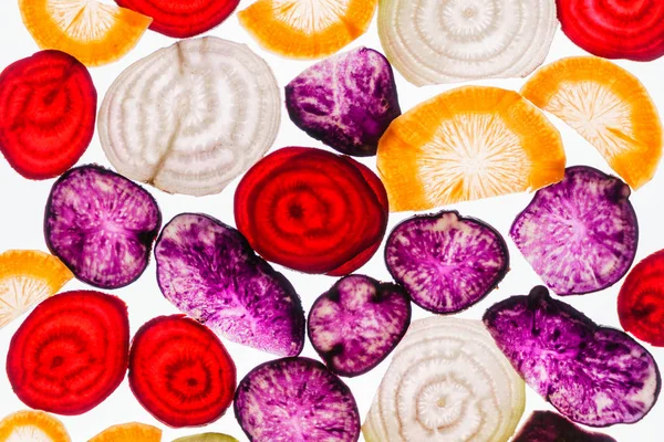 Χρώμα σε φέτες λαχανικών — Φωτογραφία Αρχείου