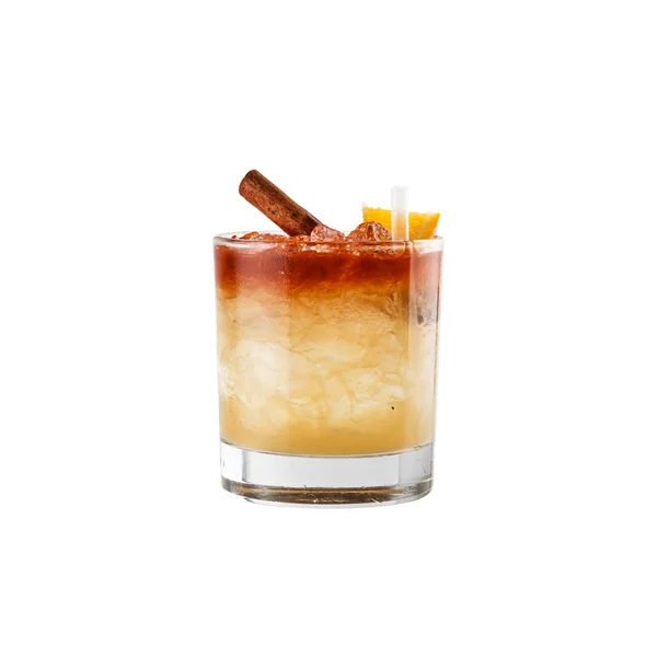 Cocktail de gelo em vidro — Fotografia de Stock