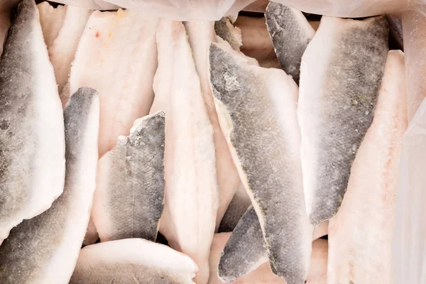 Pescado congelado en el mercado — Foto de Stock