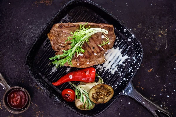 Warme gegrilde biefstuk — Stockfoto