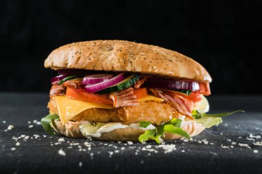 lezzetli geleneksel burger 