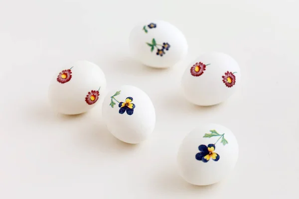 Decoupage easter eggs — Stock Photo, Image
