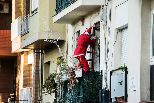Weihnachtsmann steigt aus — Stockfoto