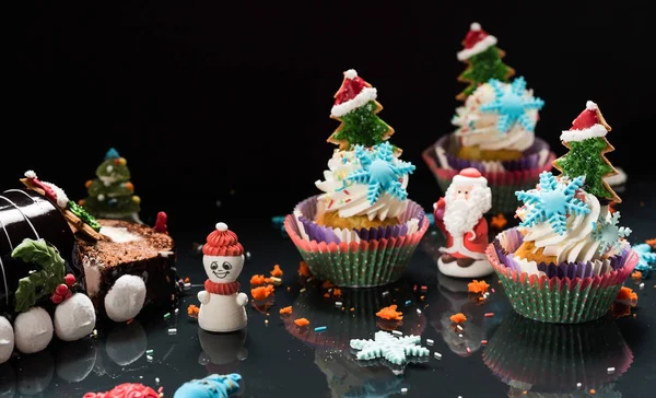 Urlaub dekorierte Cupcakes — Stockfoto