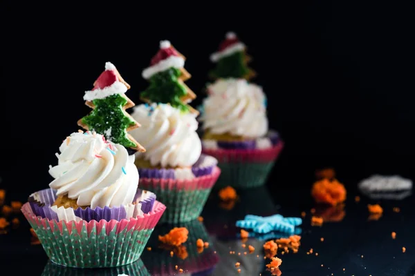 Holiday urządzone cupcakes — Zdjęcie stockowe