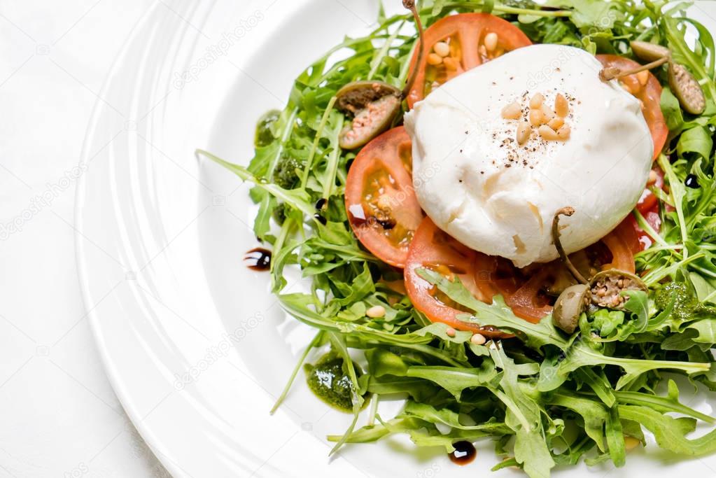  salad with poached egg