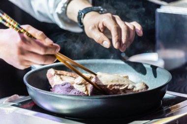 iş yerinde mutfak Şef