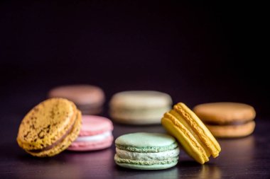 renkli macarons yığını