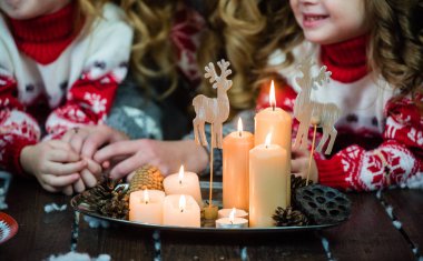 Mutlu aile Noel zamanında
