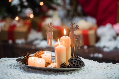 Christmas dekoratif kompozisyon