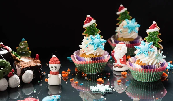 Heldere kerst cupcakes — Stockfoto