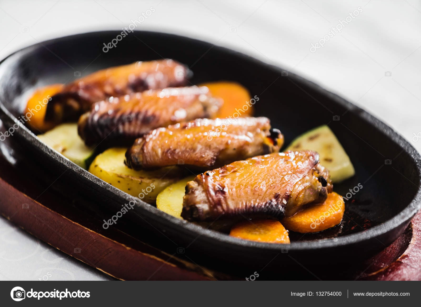 Spicy chicken wings Stock Photo by ©Shebeko 132754000