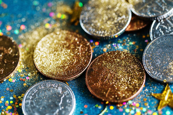 Различные английские монеты
