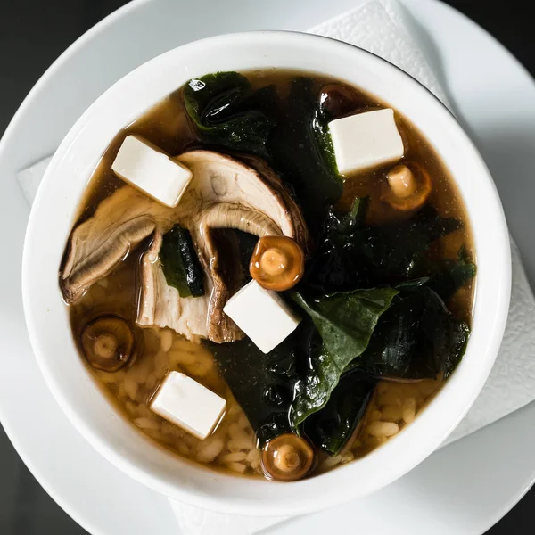 Азиатский мисо суп — стоковое фото