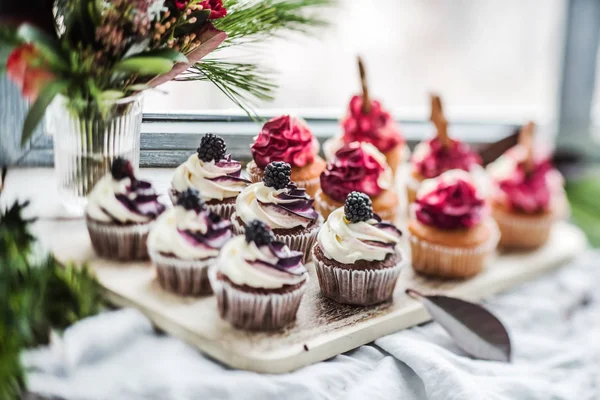 Dekorerade Christmas cupcakes — Stockfoto