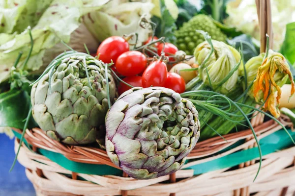 Fresh ripe vegetables — Stock Photo, Image