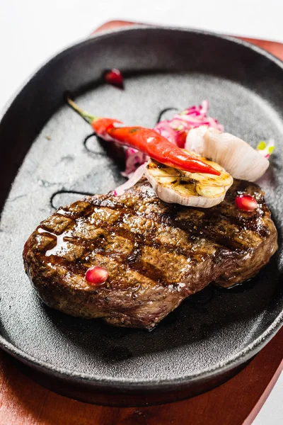 Gegrilde biefstuk met peper — Stockfoto