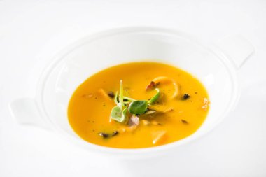 Deniz ürünleri beyaz kase